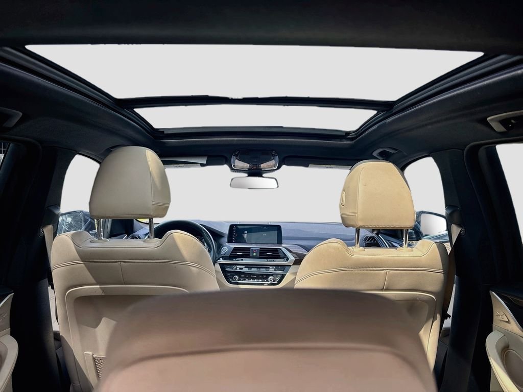 Used 2019 Green BMW sDrive30i image 24