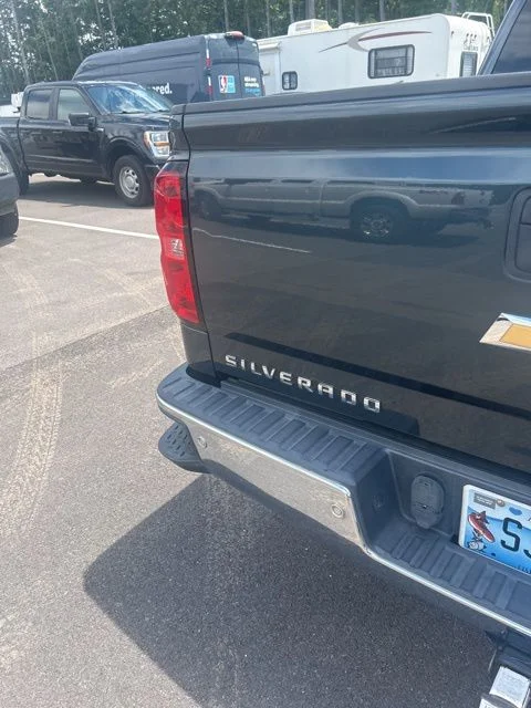 Used 2017 Graphite Metallic Chevrolet LT image 7