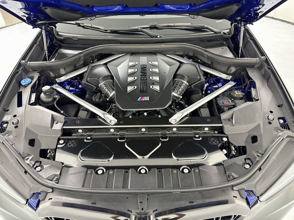 Used 2025 Blue Metallic BMW M60i image 30