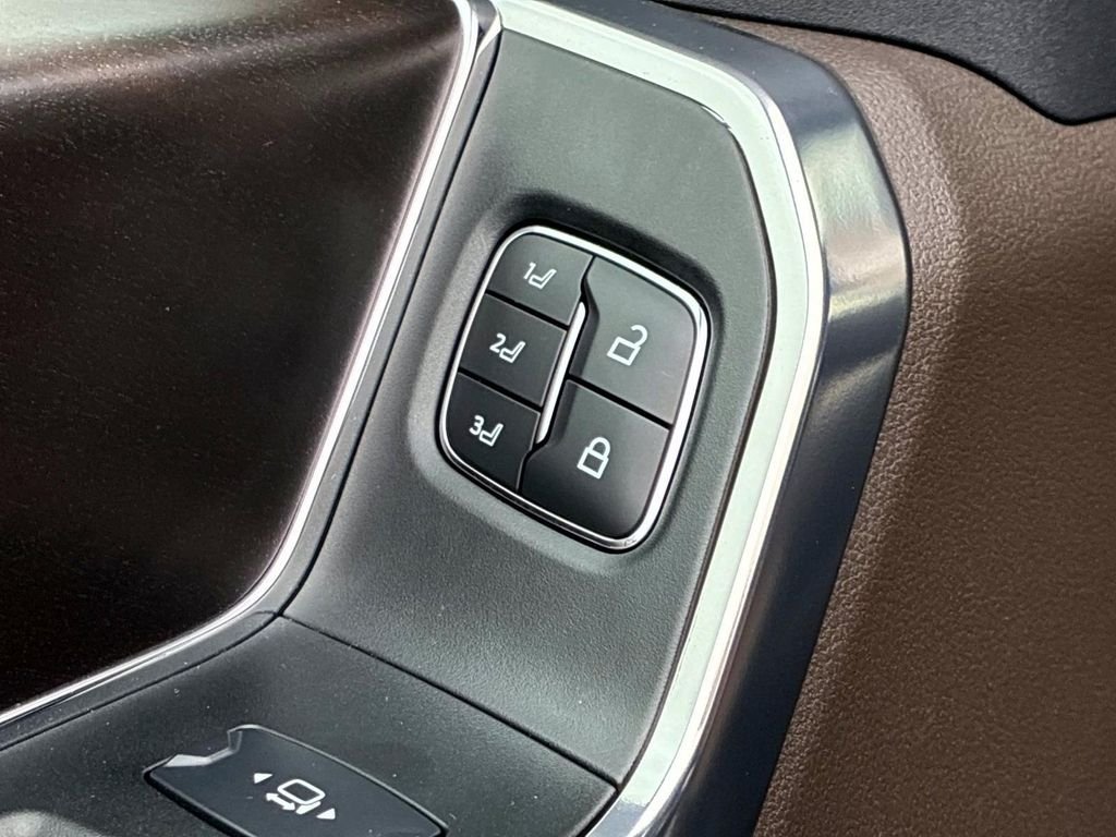 Used 2025 Blue Ford King Ranch image 23