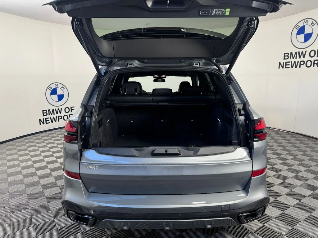 New 2026 Gray BMW xDrive40i image 19