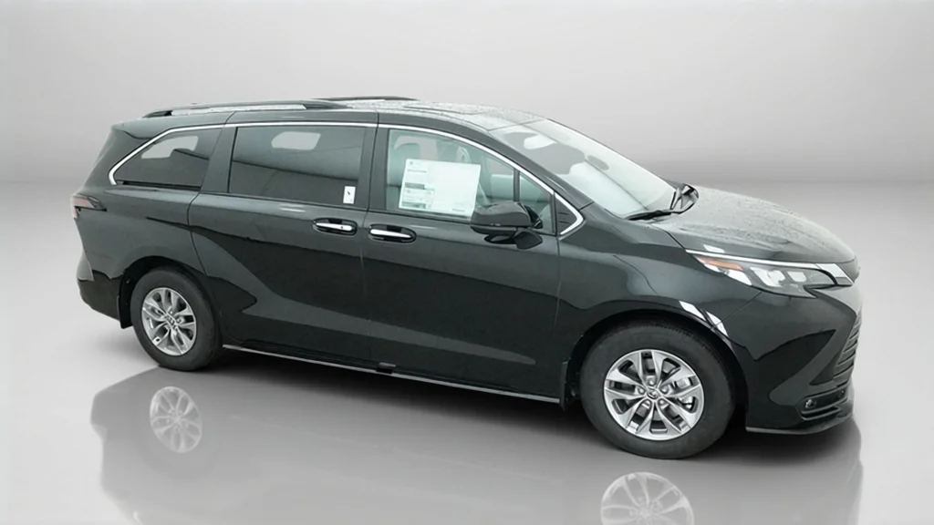 New 2026 Midnight Black Metallic Toyota XLE image 6