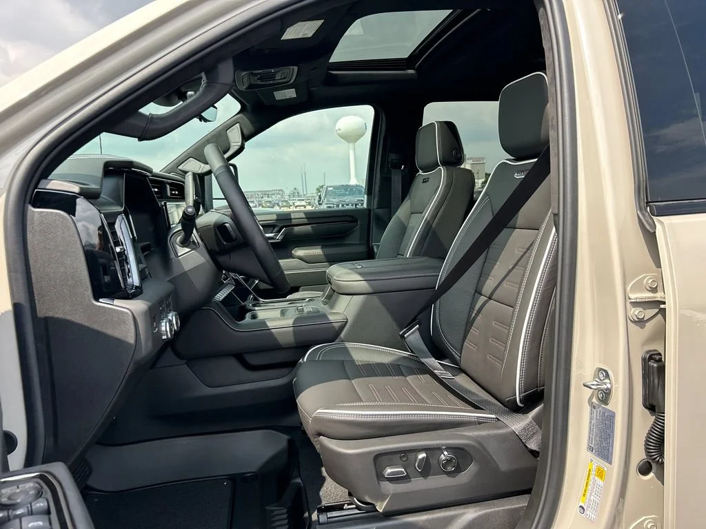 2026 GMC Sierra 2500HD AT4X - Photo 18