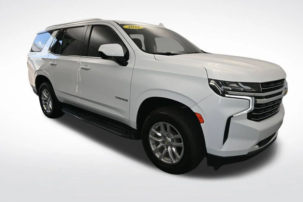 Used 2021 Summit White Chevrolet LT image 47