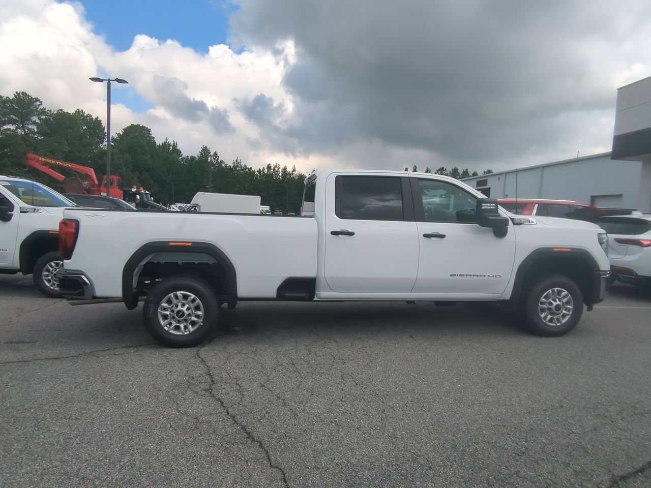 New 2026 Summit White GMC Pro image 9