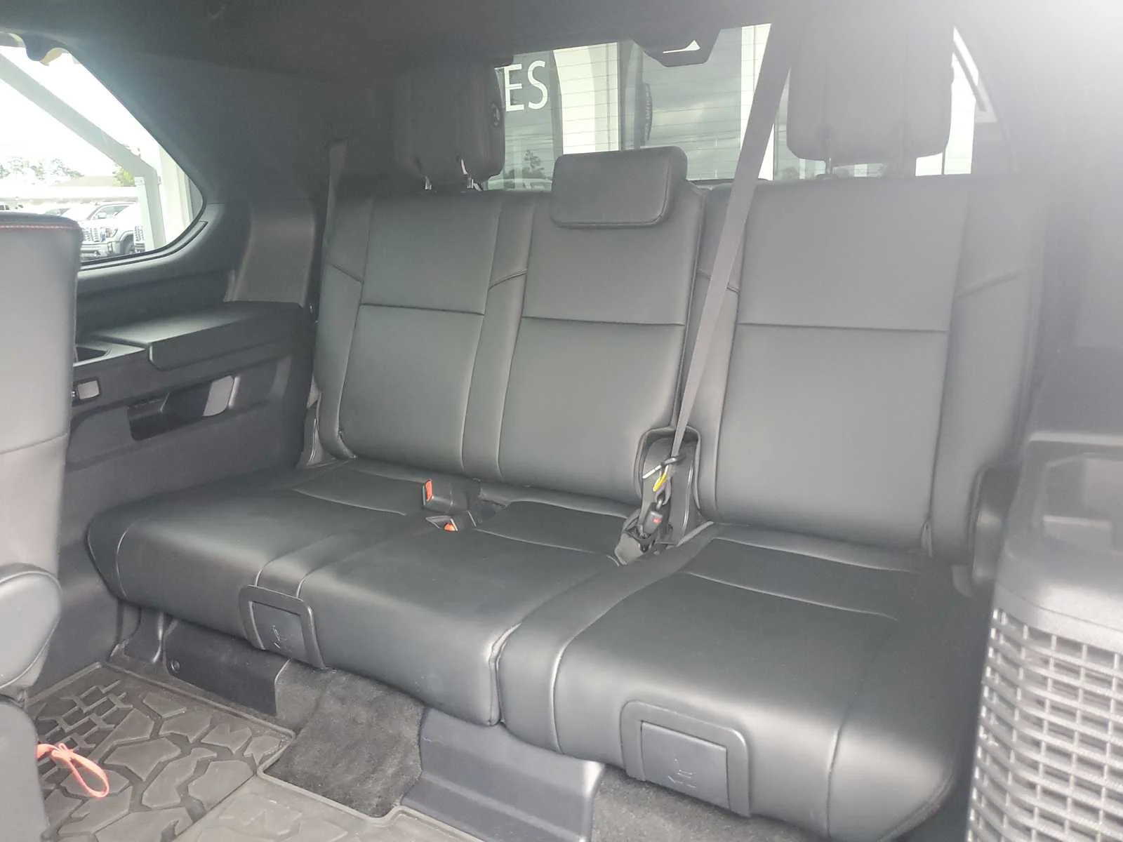 Used 2025  Toyota SR5 image 23