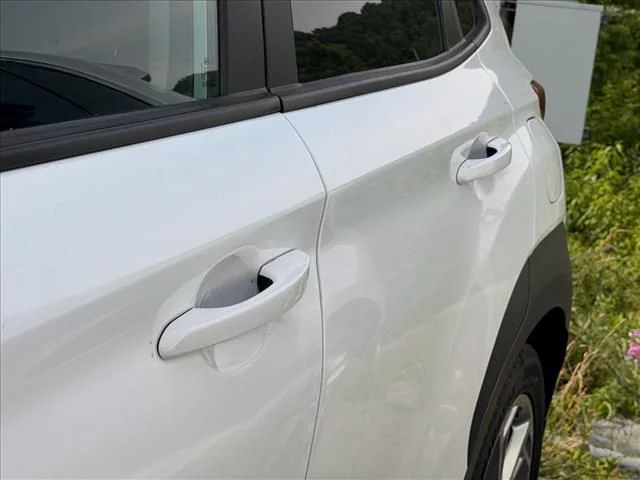 Used 2022 White Hyundai SEL image 11
