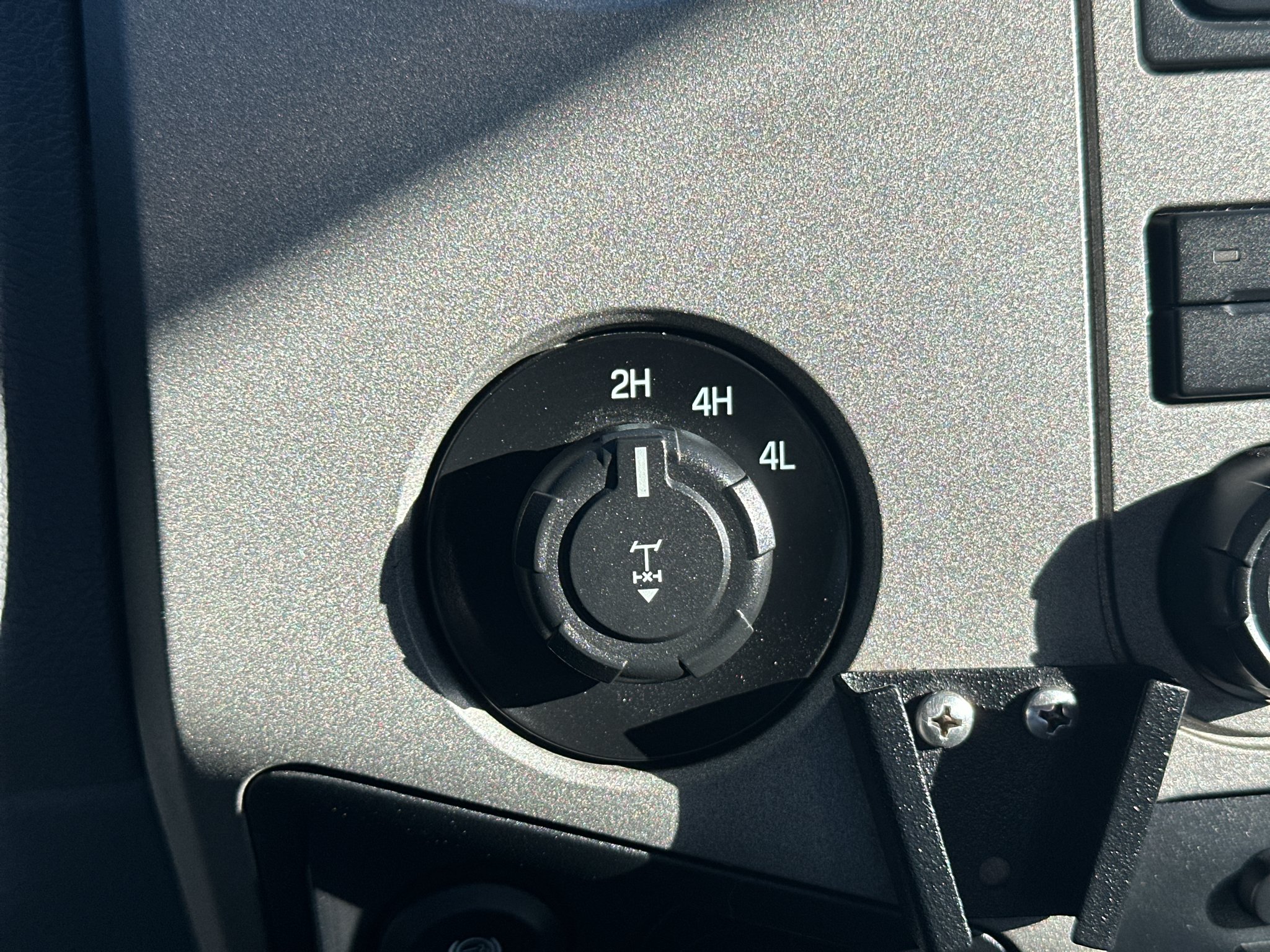 Used 2016  Ford XLT image 25
