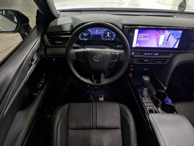 Used 2025 Wind Chill Pearl Toyota XSE image 16