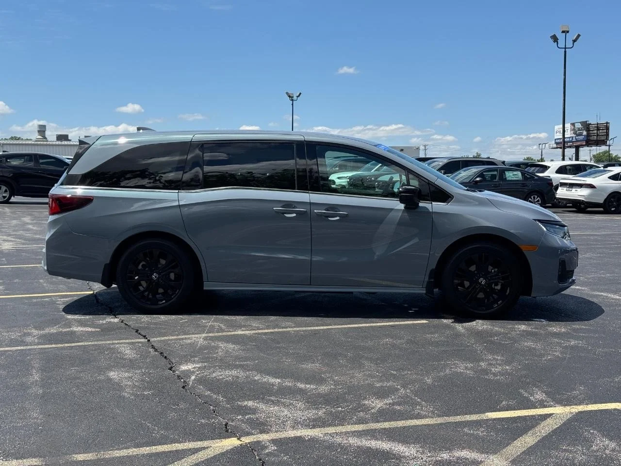 2026 Honda Odyssey Sport L - Photo 3