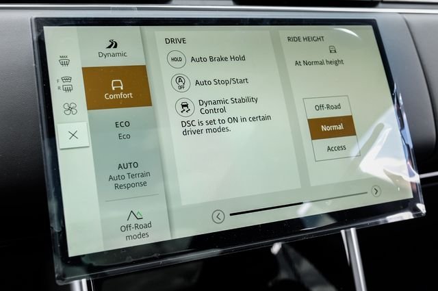 New 2026 Charente Grey Land Rover SE image 41