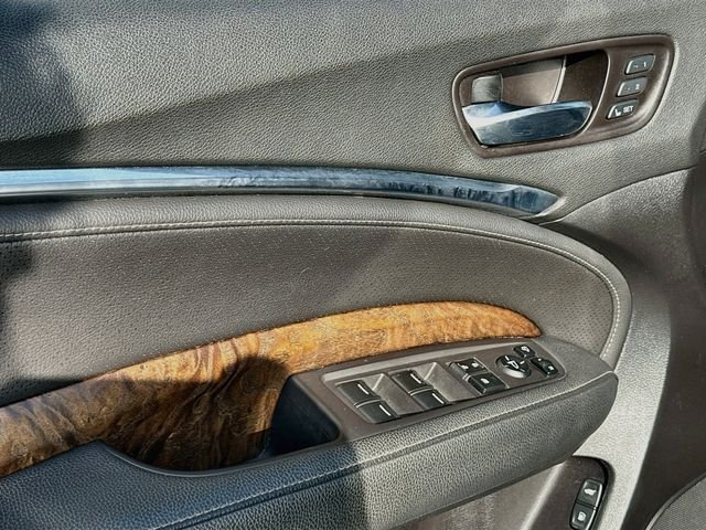 Used 2020 Black Acura Technology image 18