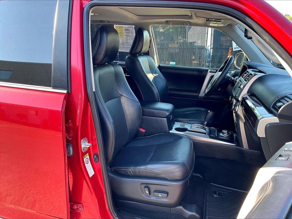 Used 2016 Barcelona Red Metallic Toyota Limited image 11