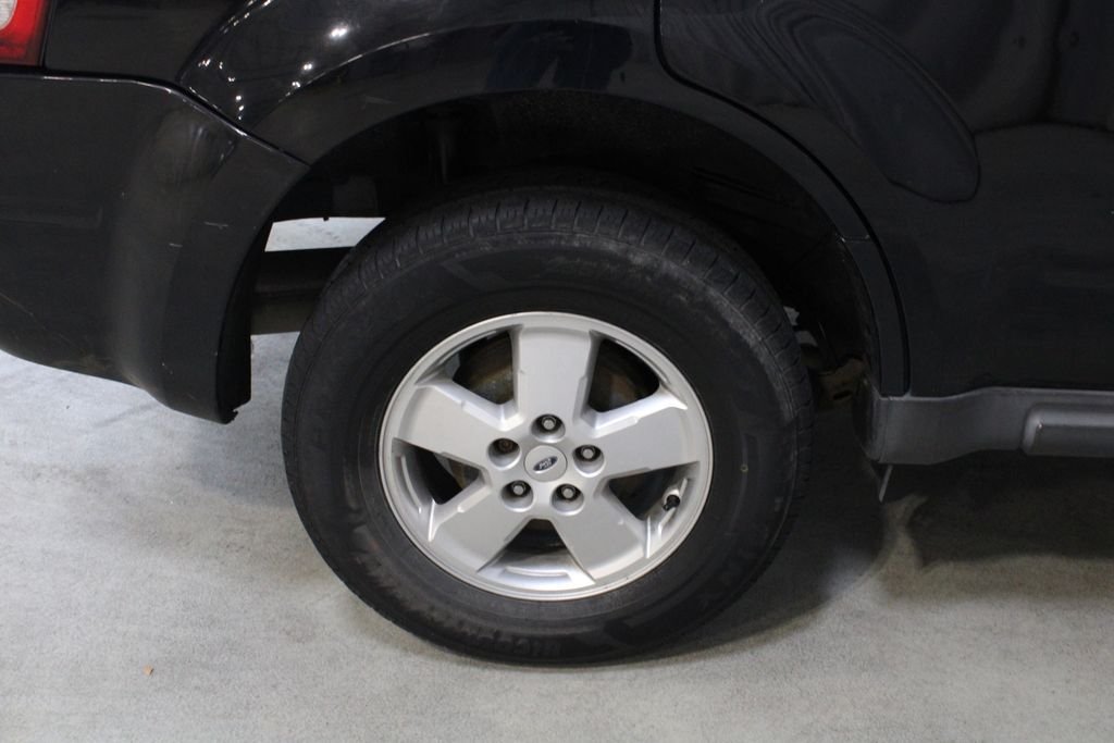 Used 2010 Black Ford XLT image 24