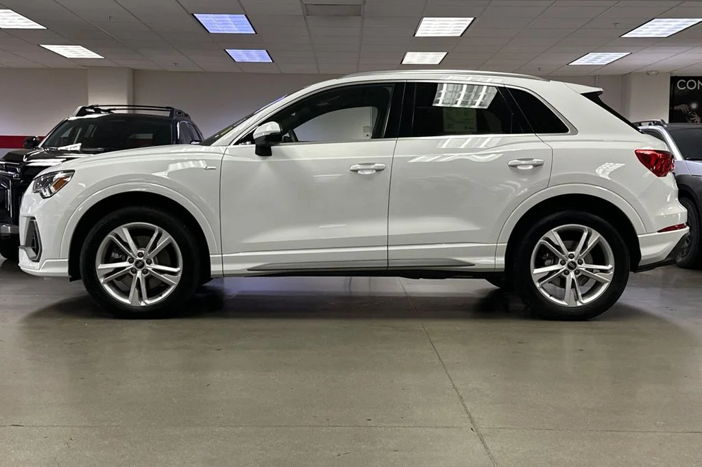 Used 2024 White Audi Premium Plus image 7