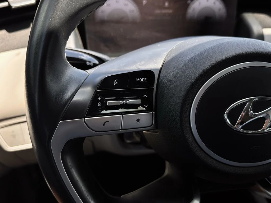 Used 2022 Gray Hyundai SEL image 16