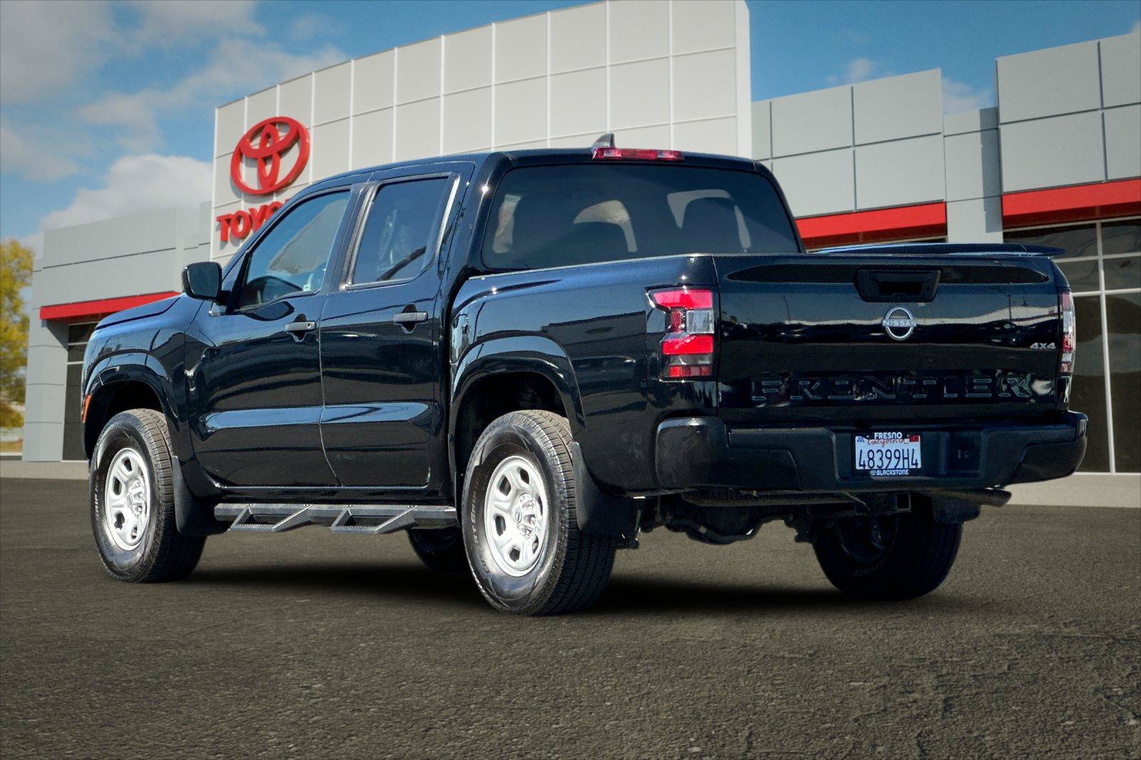 Used 2022 Super Black Nissan S image 5