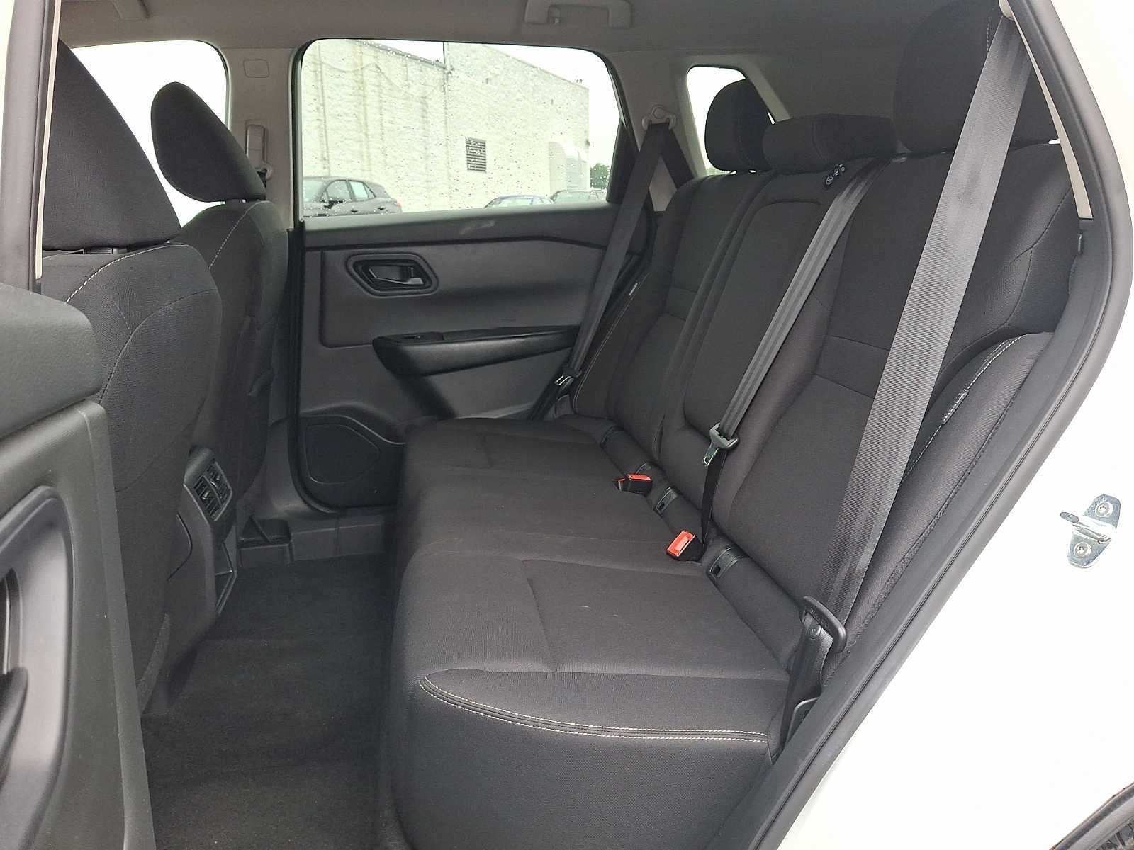 Used 2024 White Nissan S Intelligent AWD image 10
