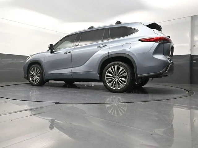 Used 2021 Blue Toyota Platinum image 35