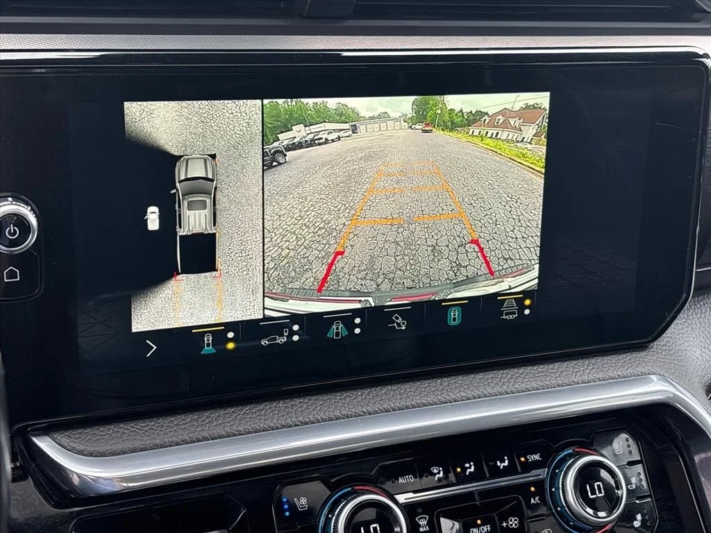 Used 2022 Black GMC Denali image 32