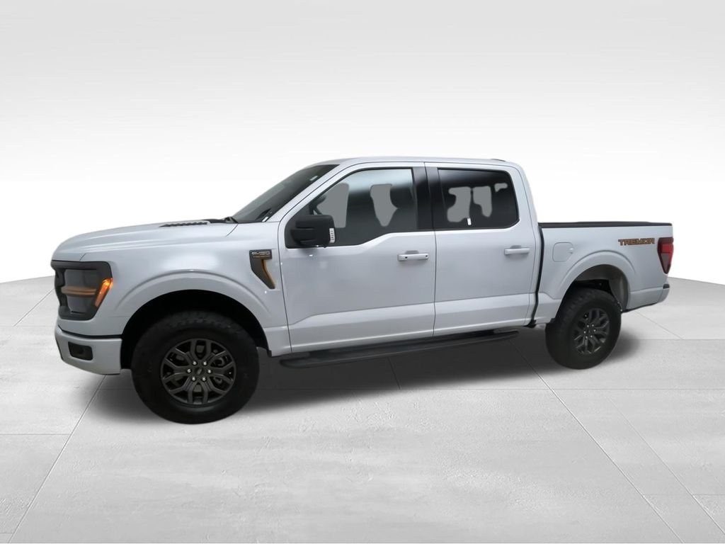 Used 2025 White Ford Tremor image 6