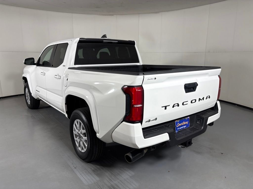Used 2025 White Toyota SR5 image 6