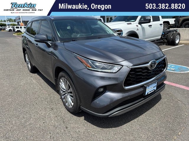 2022 Toyota Highlander Platinum
