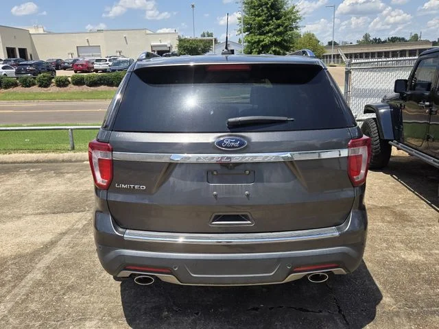 Used 2018 Magnetic Ford Limited image 14