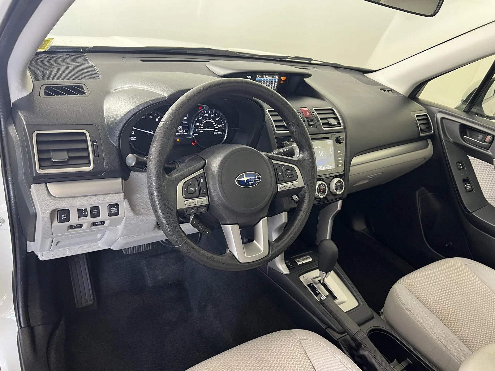 Used 2018 Crystal White Pearl Subaru Premium image 10
