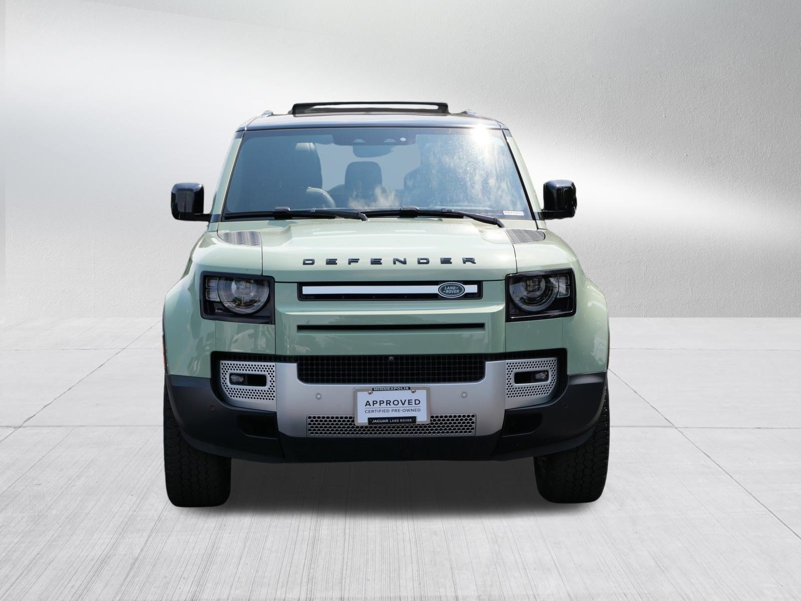 Certified Used 2023 Grasmere Green Land Rover 75th Edition image 8
