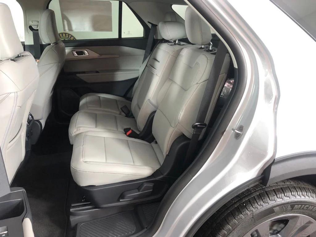 New 2026 Space White Metallic Ford Active image 13