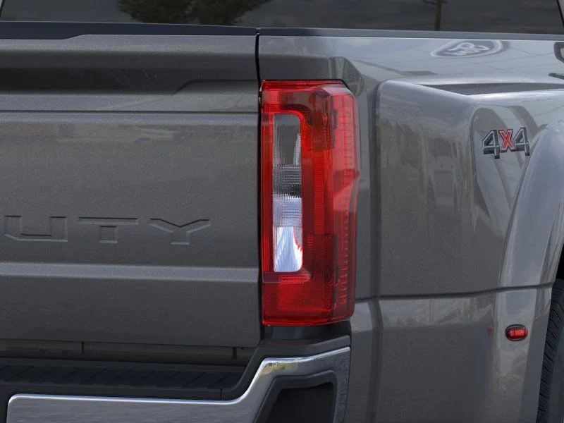 New 2026 Carbonized Gray Metallic Ford XLT image 21