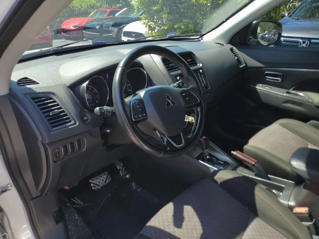 Used 2018  Mitsubishi 2.0 LE image 21