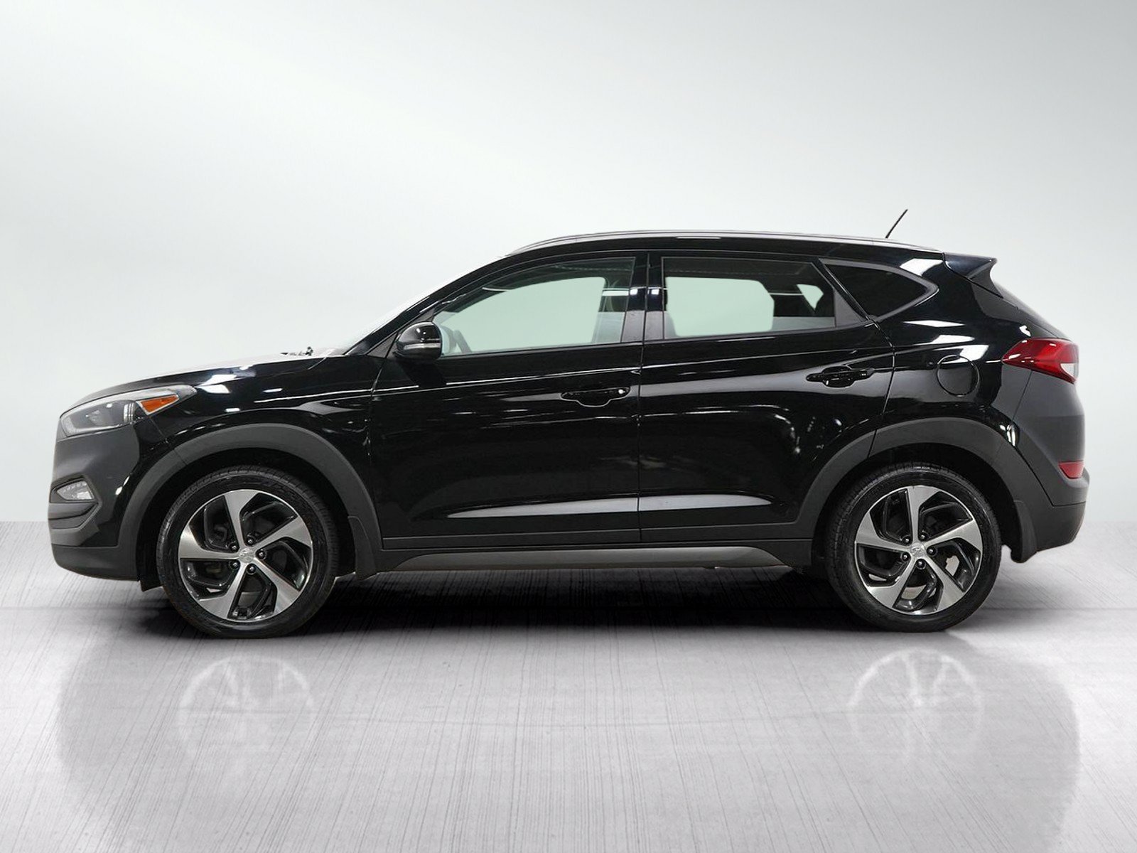 Used 2016 Hyundai Tucson Sport with VIN KM8J3CA23GU254099 for sale in Minneapolis, Minnesota