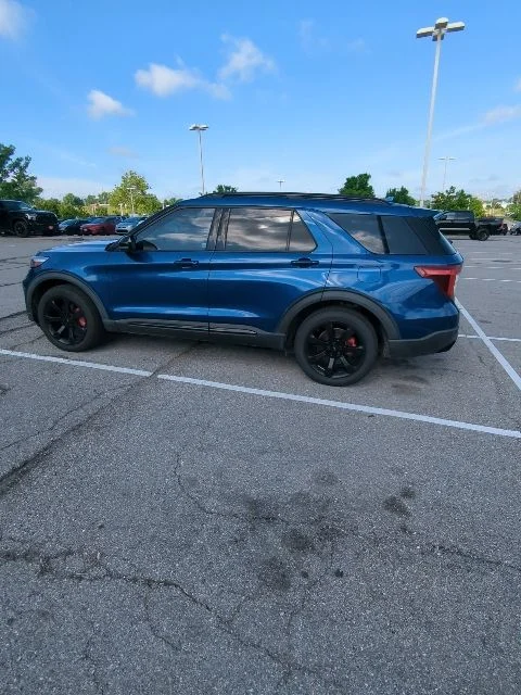 Used 2020 Blue Ford ST image 2