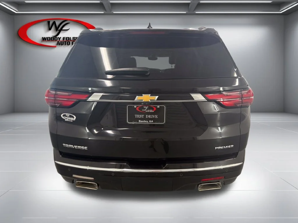 Used 2022 Black Chevrolet Premier image 7