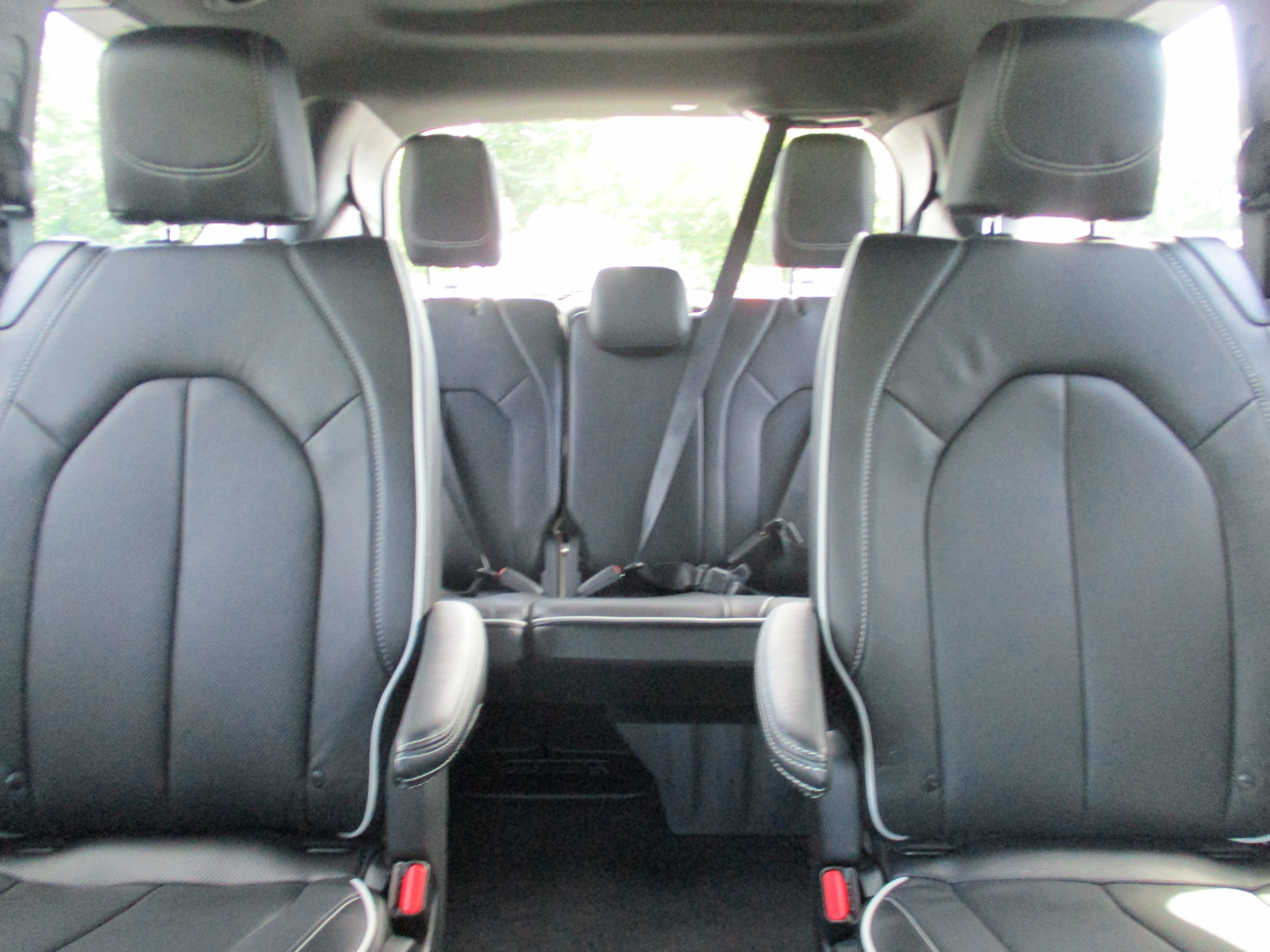 2025 Chrysler Pacifica Limited - Photo 32