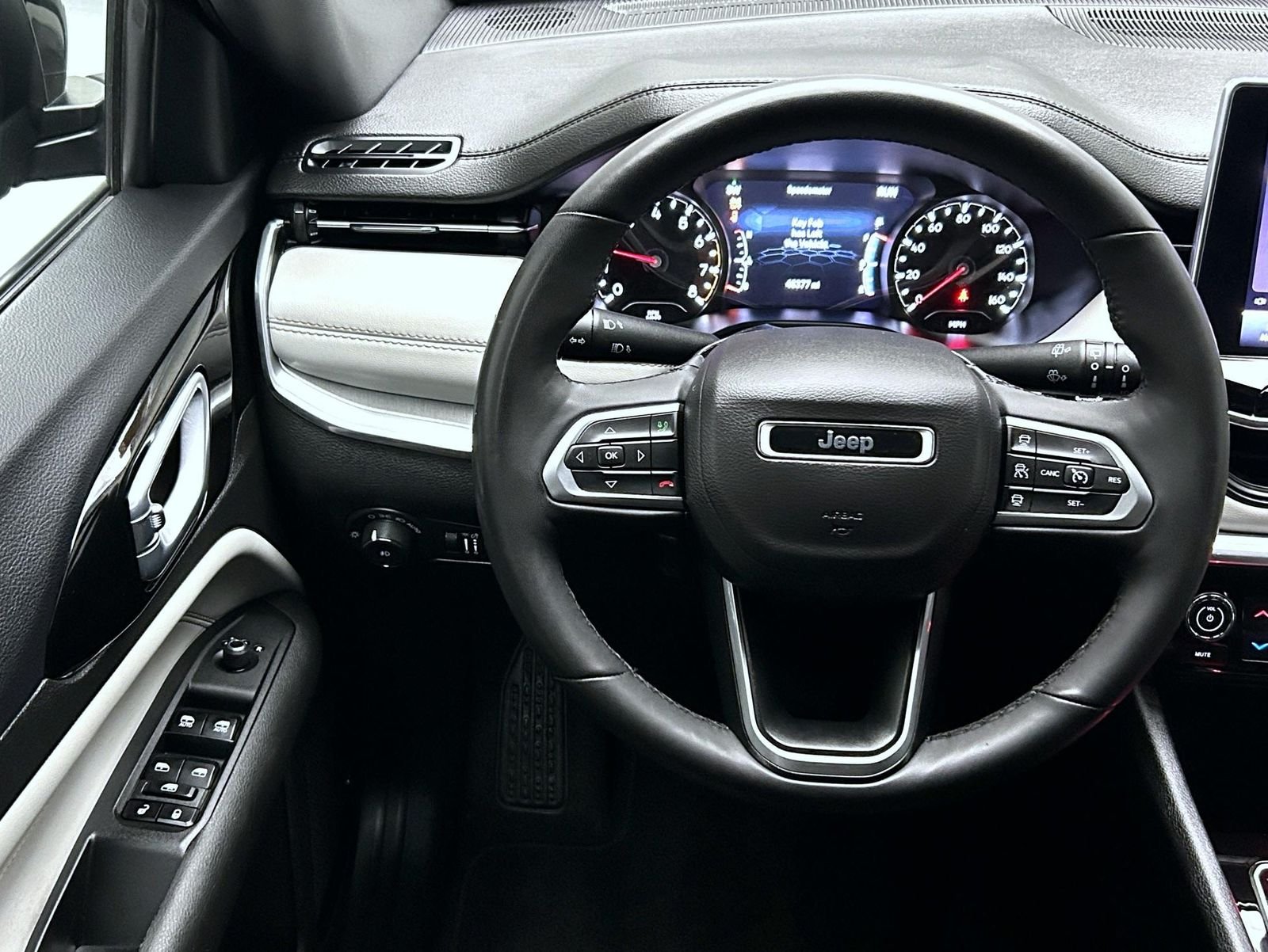 Used 2024 Black Jeep Limited image 12