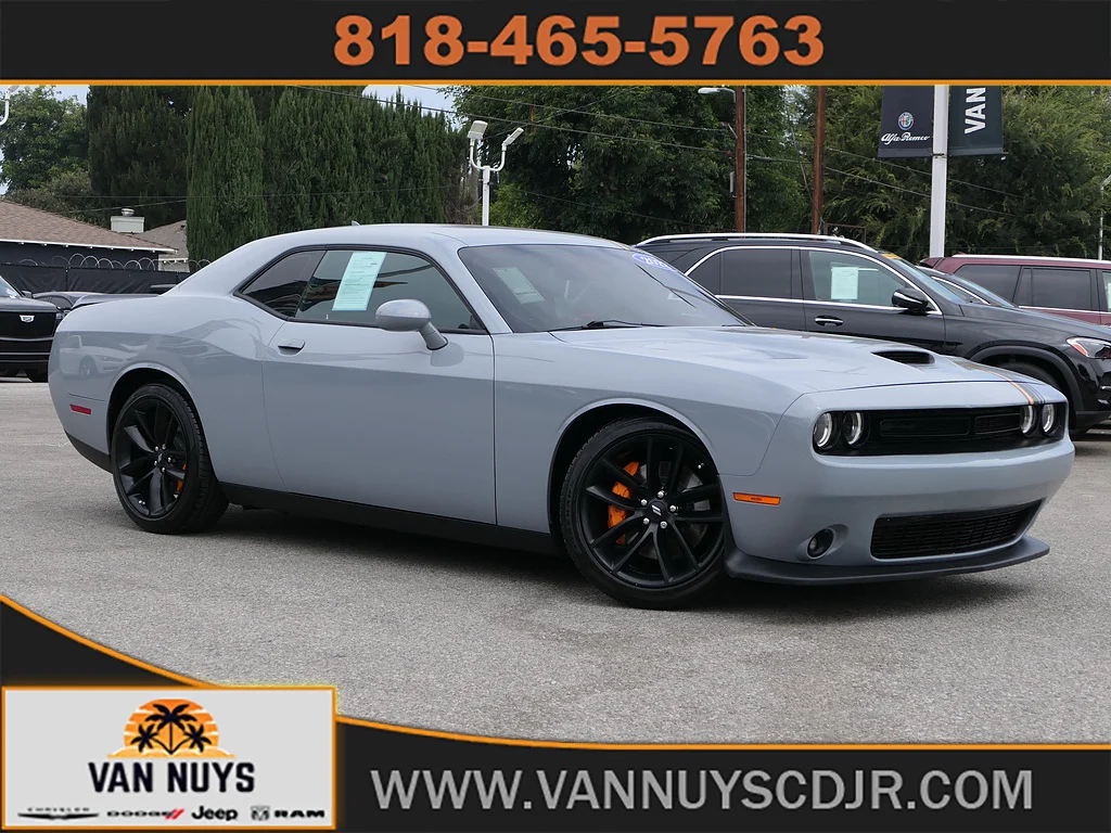 2022 Dodge Challenger GT Auto's photo