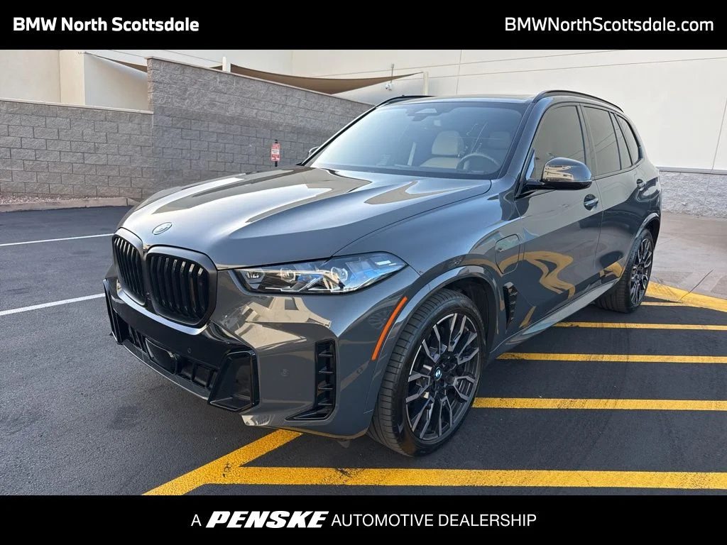 2026 BMW X5 xDrive50e's photo