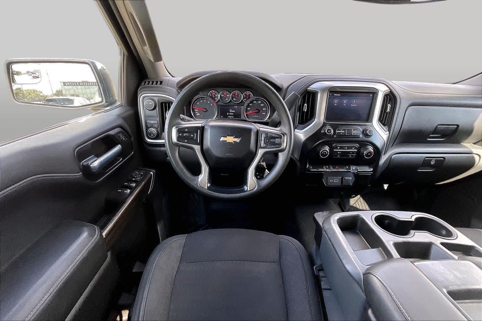 Used 2020 Black Chevrolet LT image 5