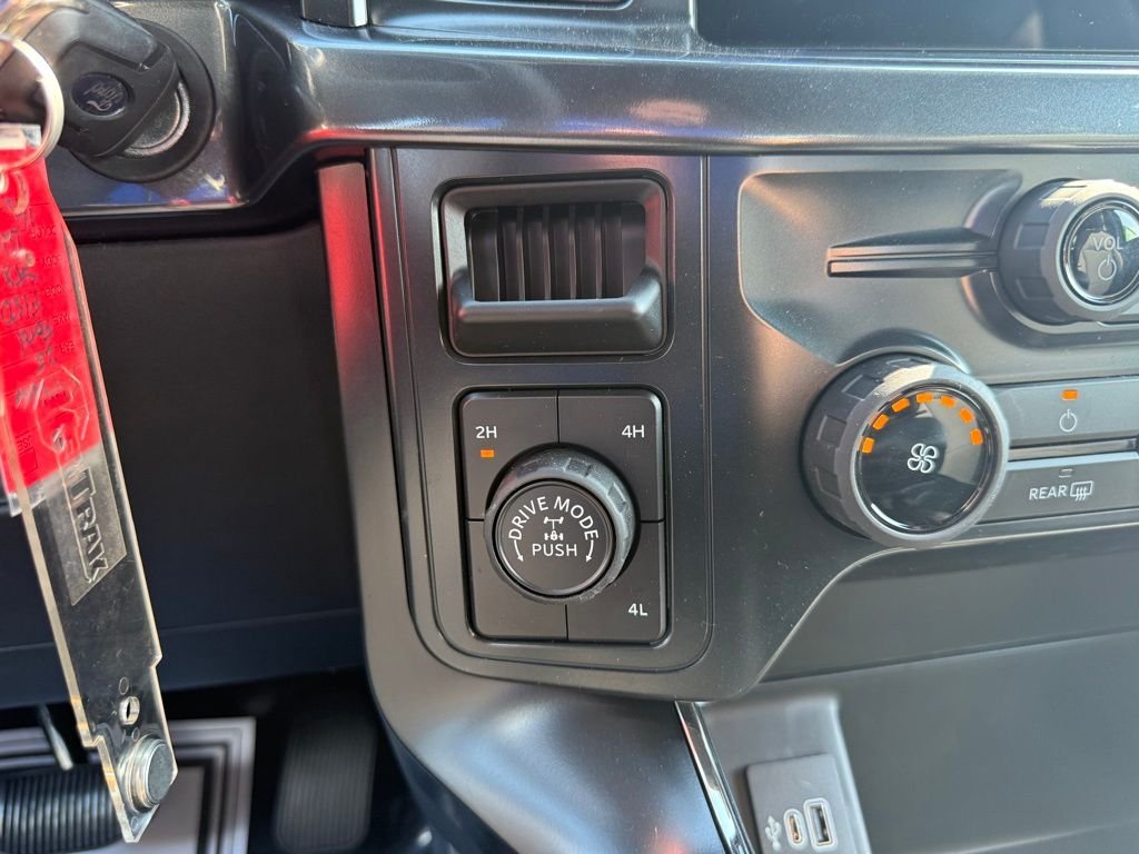 2025 Ford F-150 STX - Photo 25