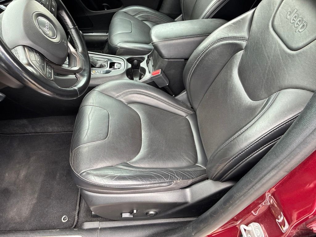 Used 2021 Red Jeep Limited image 12