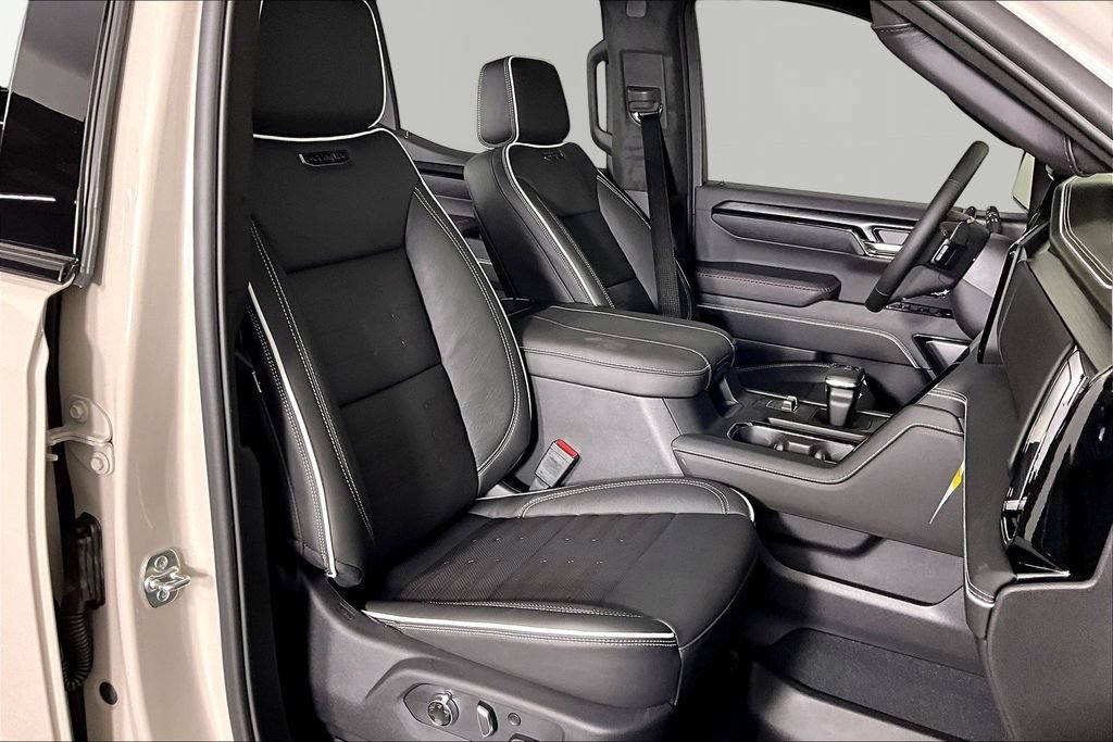 2026 GMC Sierra 1500 AT4X - Photo 11
