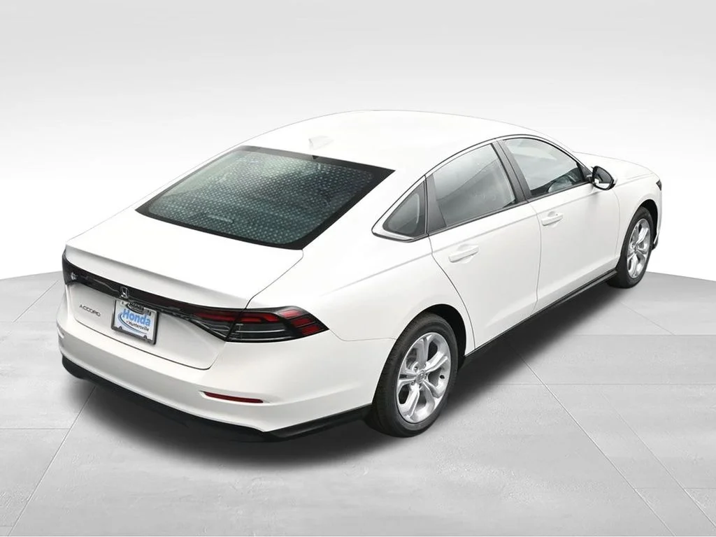 New 2026 Platinum White Pearl Honda LX image 30