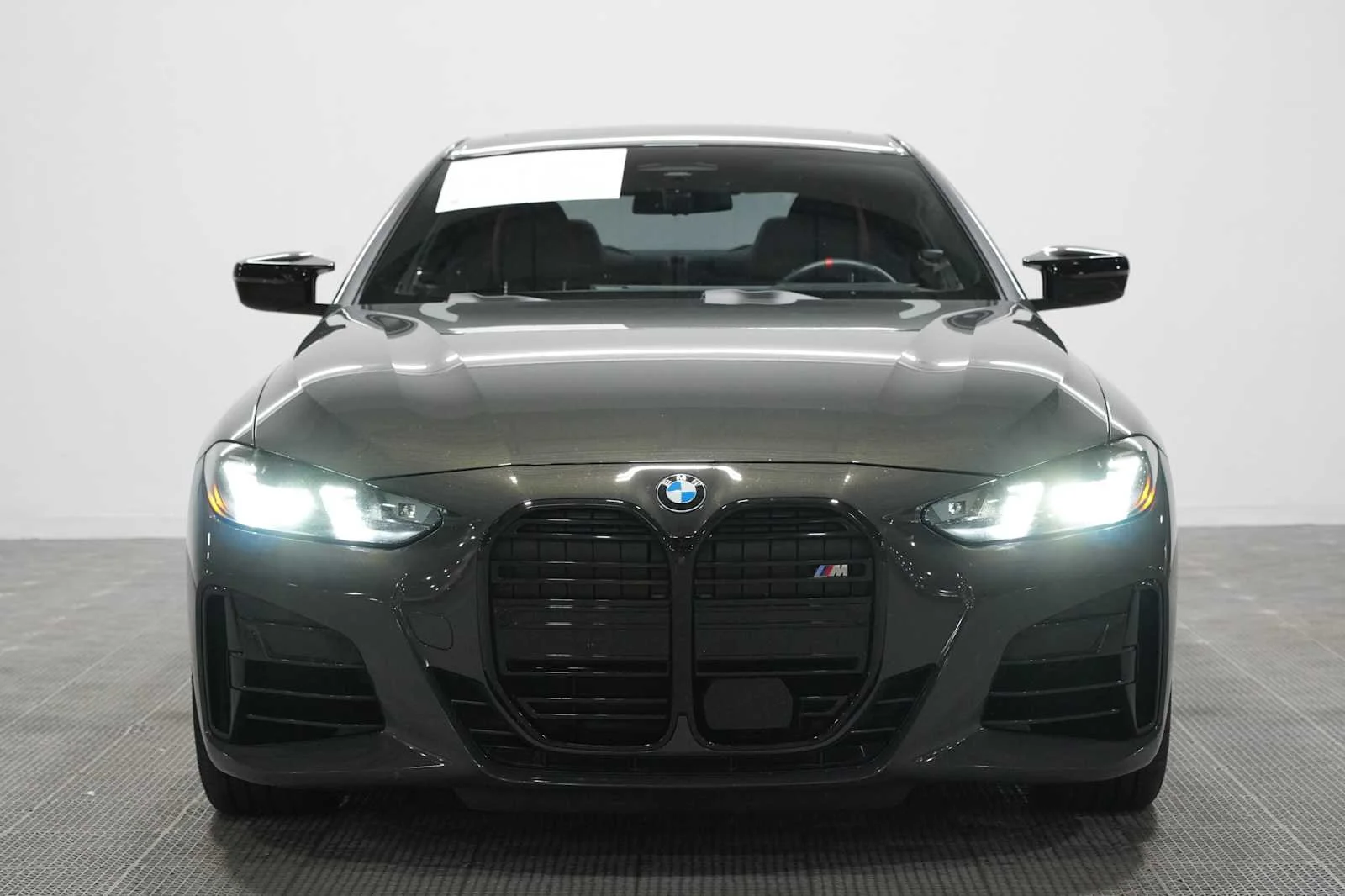 Certified Used 2025 Dravit Grey Metallic BMW M440i xDrive image 2