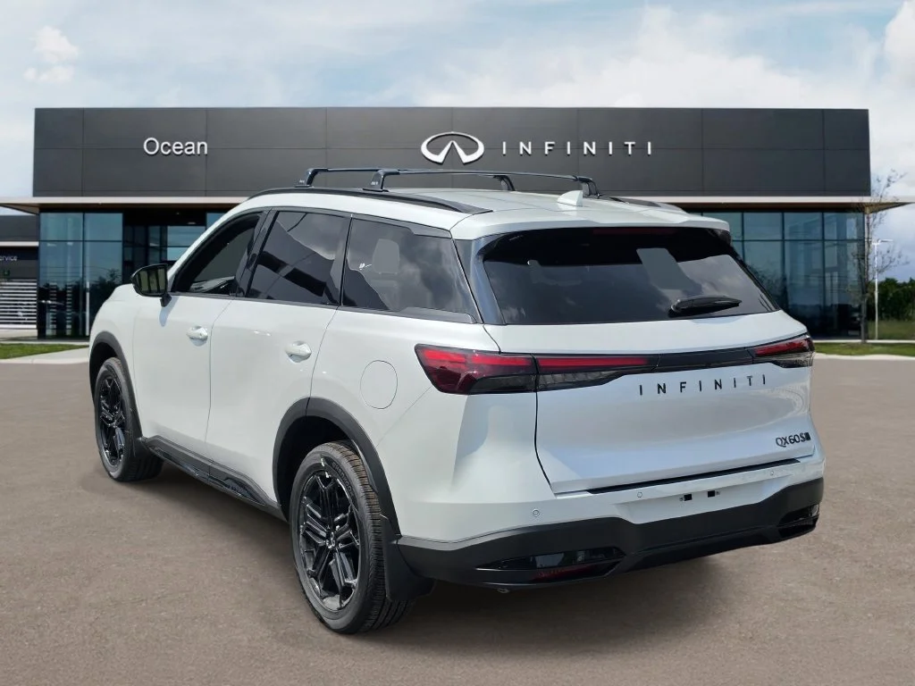 New 2027 RADIANT WHITE INFINITI Sport AWD image 4