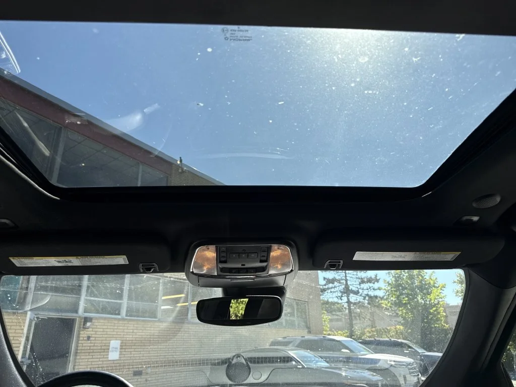 Used 2019 Blue Jeep Limited image 18