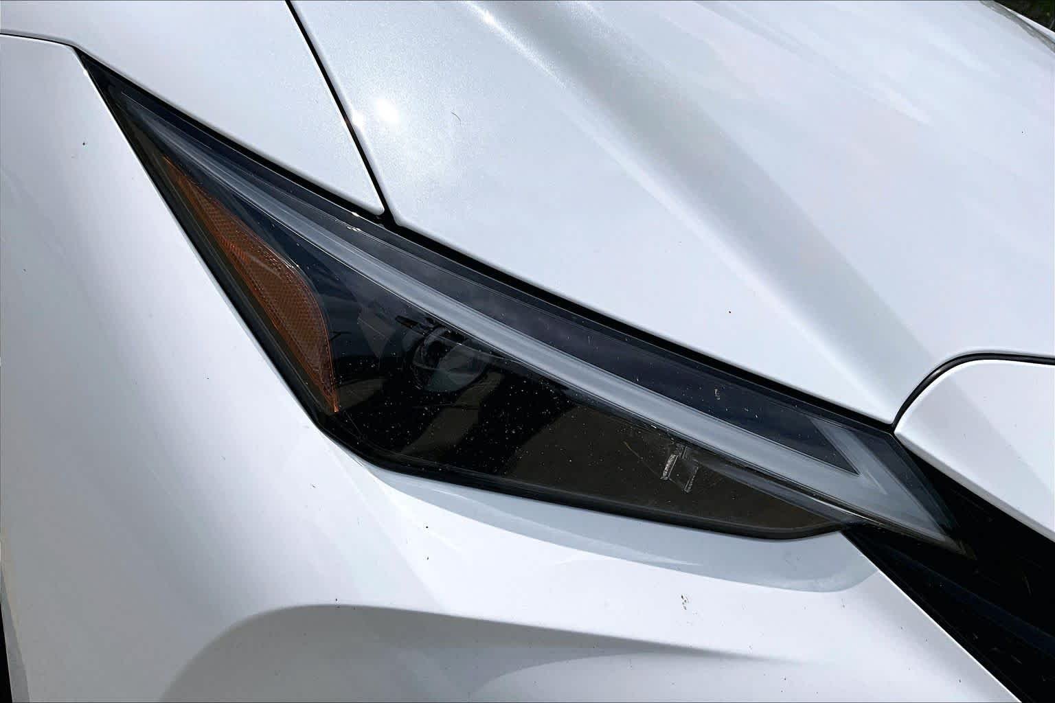 New 2026 Ultra White Lexus F SPORT DESIGN image 13