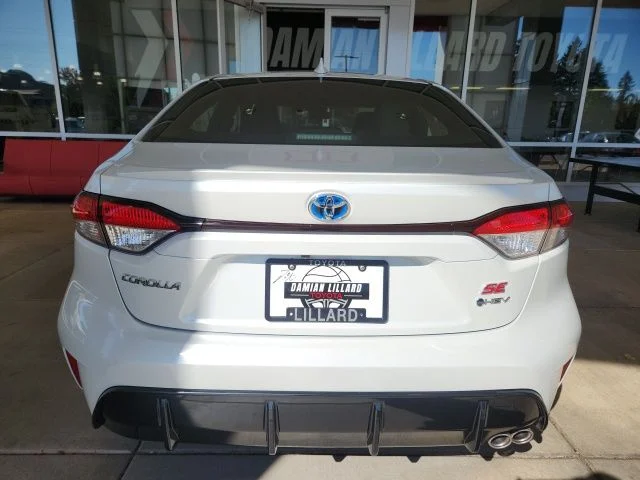 Used 2025 Beige Toyota SE image 11